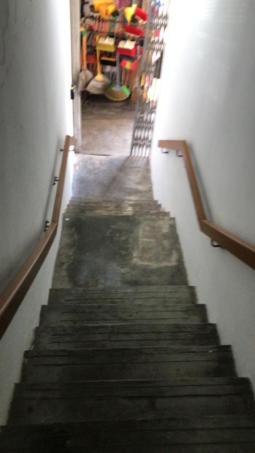 Jiaxin Dormitory - Puteri Wangsa 家馨旅舍 Ulu Tiram Esterno foto