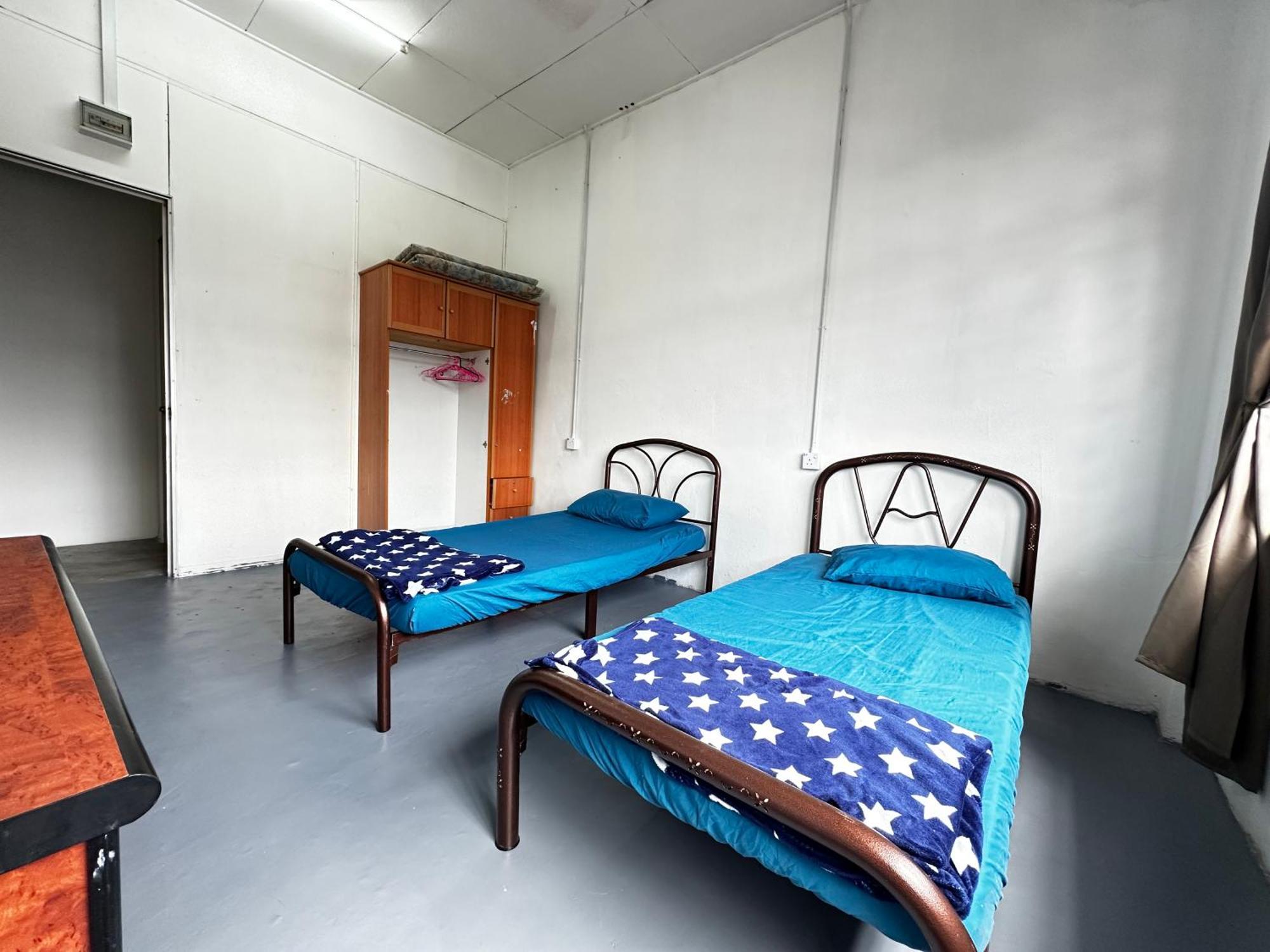 Jiaxin Dormitory - Puteri Wangsa 家馨旅舍 Ulu Tiram Esterno foto