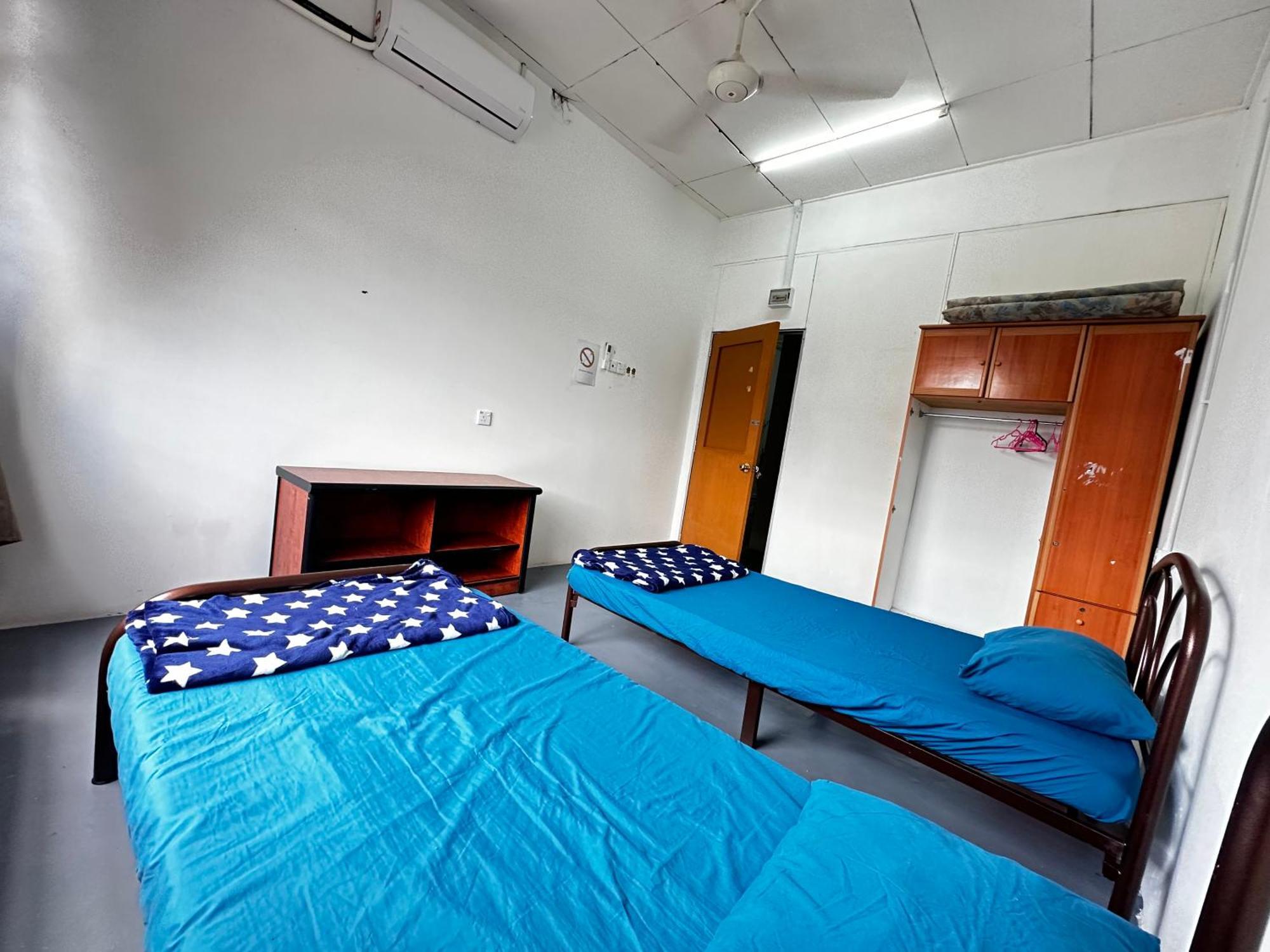 Jiaxin Dormitory - Puteri Wangsa 家馨旅舍 Ulu Tiram Esterno foto