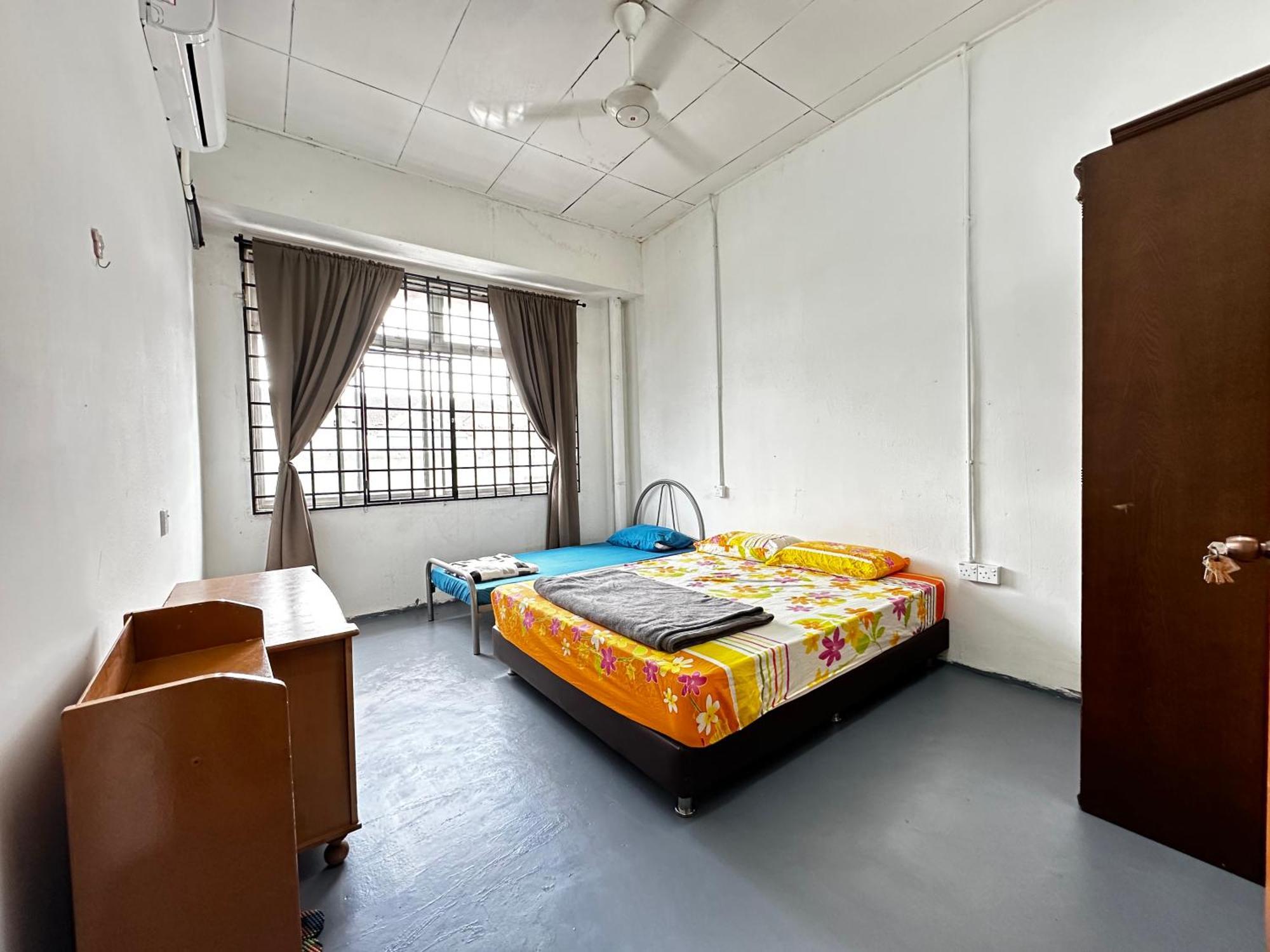 Jiaxin Dormitory - Puteri Wangsa 家馨旅舍 Ulu Tiram Esterno foto