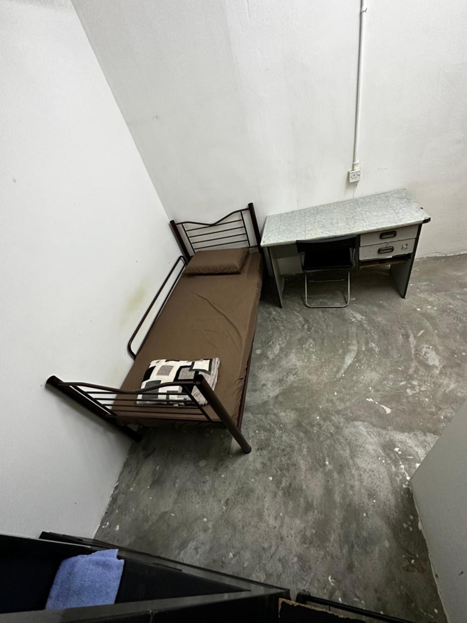 Jiaxin Dormitory - Puteri Wangsa 家馨旅舍 Ulu Tiram Esterno foto