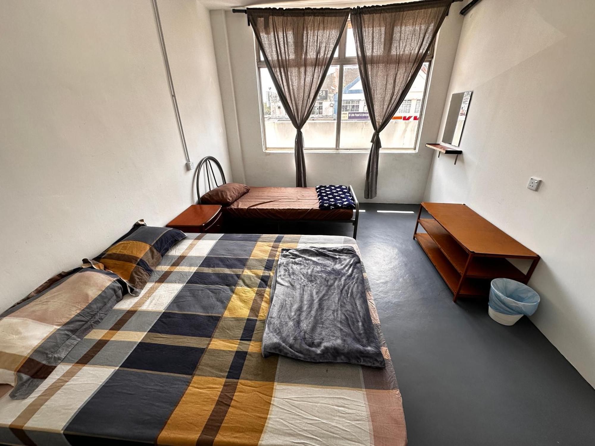 Jiaxin Dormitory - Puteri Wangsa 家馨旅舍 Ulu Tiram Esterno foto